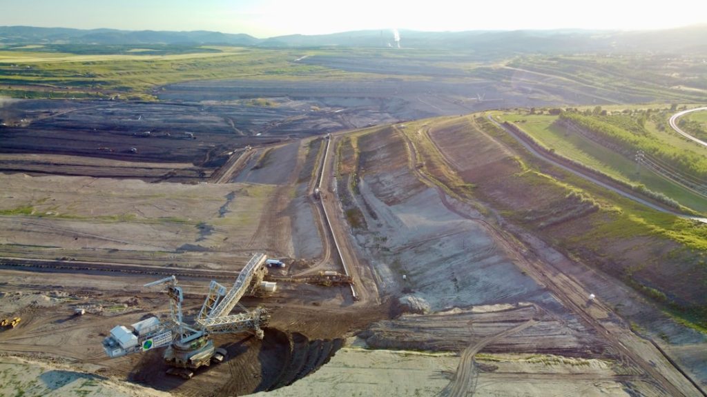 Global Lithium Production Transforms as Hard Rock Mining Operations Scale Rapidly