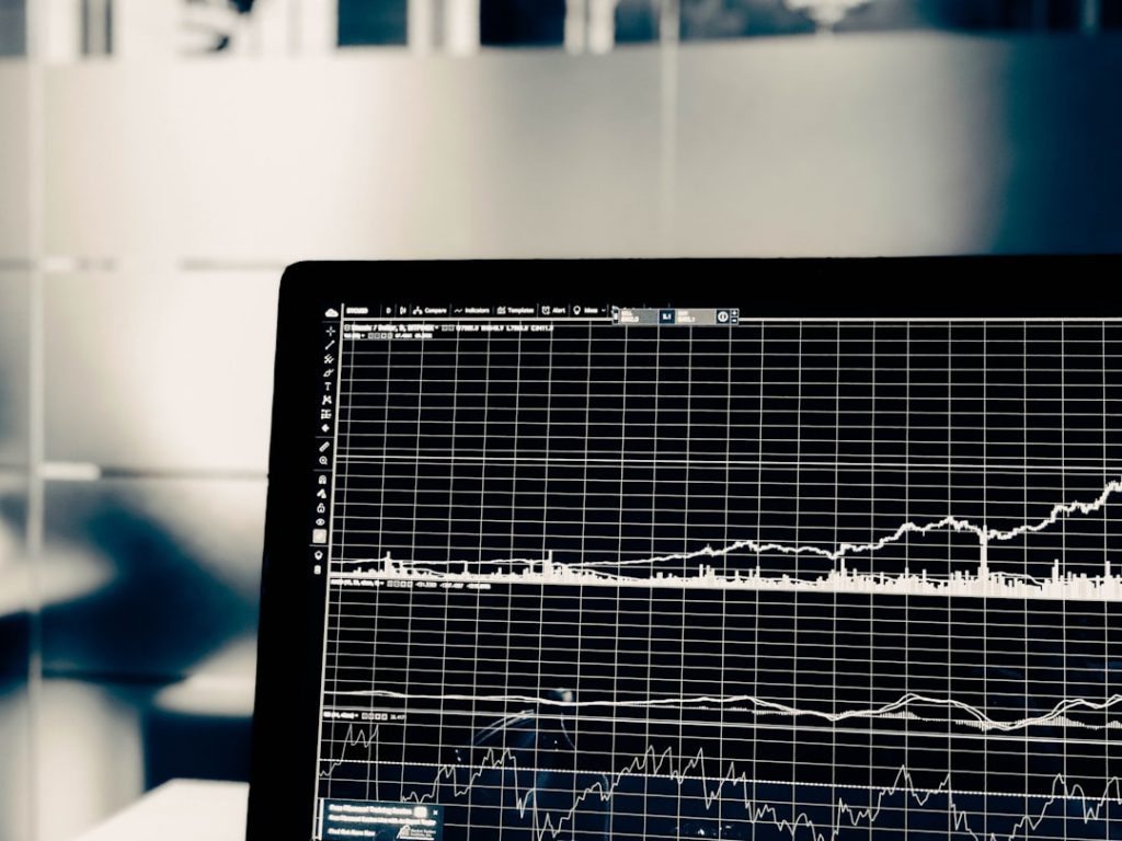 Dynamic Price Forecast Revision Mechanisms Transform Electric Vehicle Market Economics
